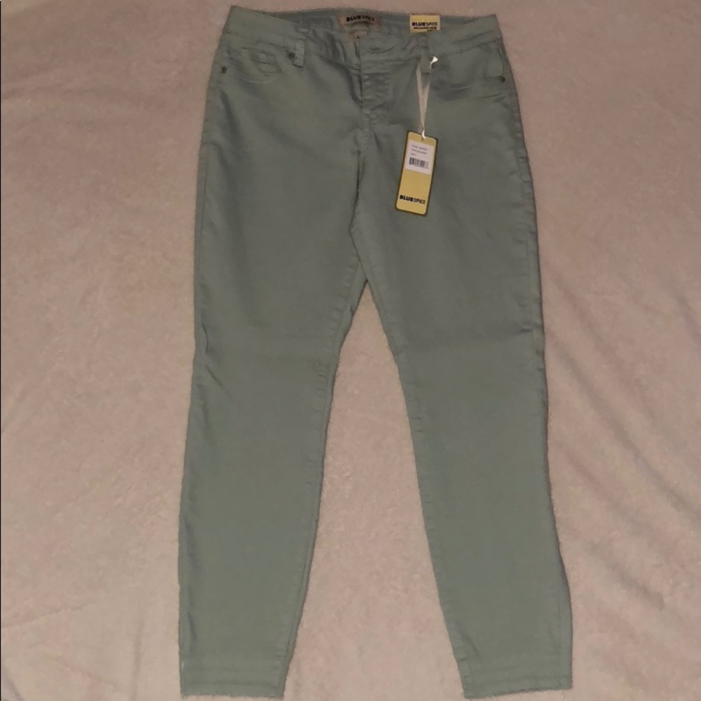 NWT! Skinny jeans